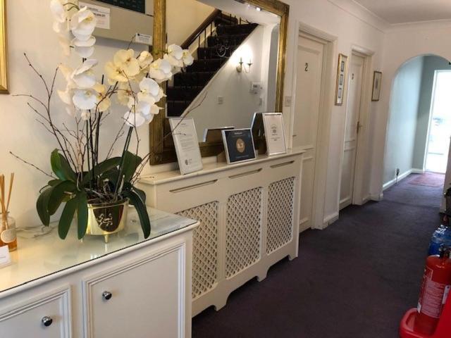 Elizabeth House Hotel 布拉克内尔 外观 照片